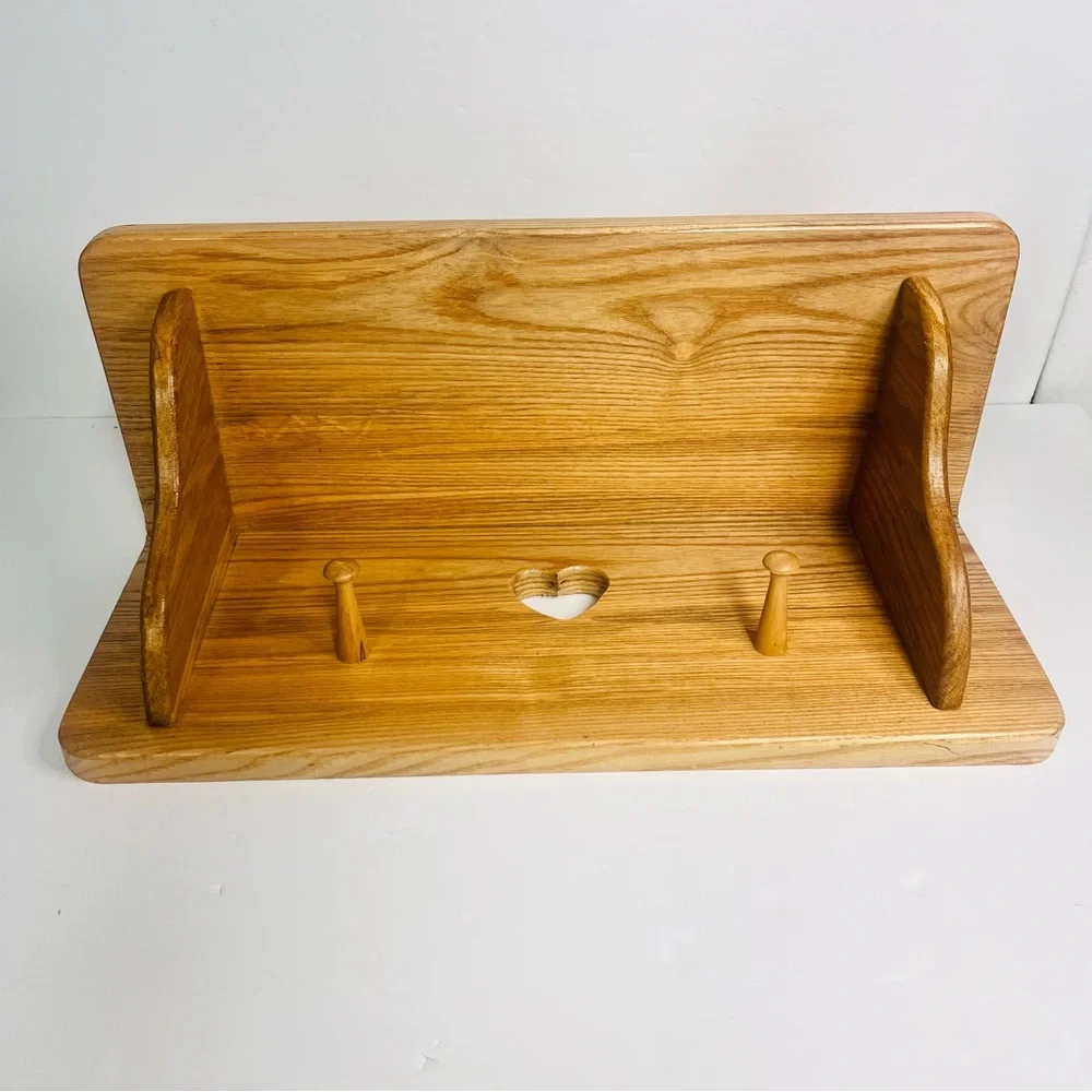 vintage‎ wooden shelf heart cut out 2 pegs 10x18 inch solid wood